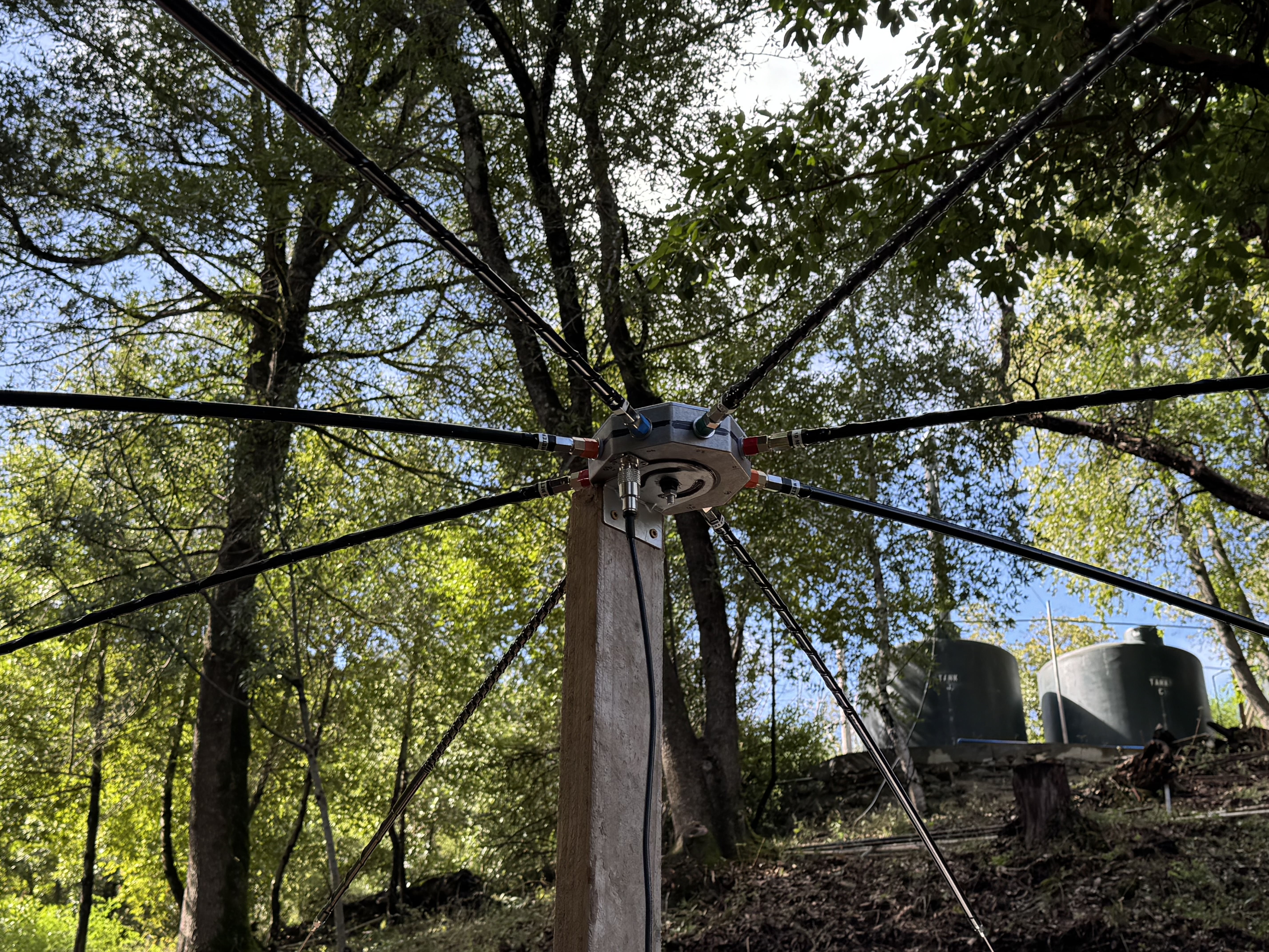 An Elegant Engineering Solution: N6MRO's Four-Band Octagon Dipole